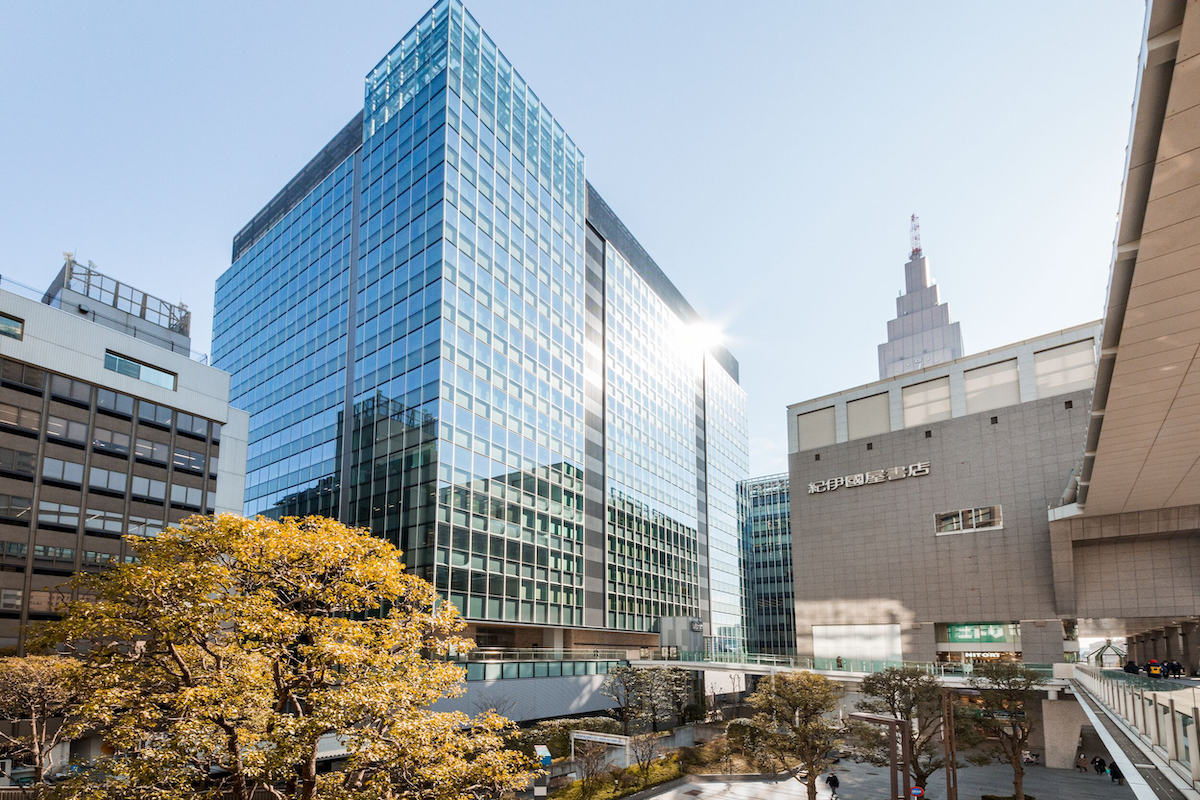 新宿・千駄ヶ谷のシェアオフィス・コワーキングスペース・レンタルオフィスなら WeWork リンクスクエア新宿