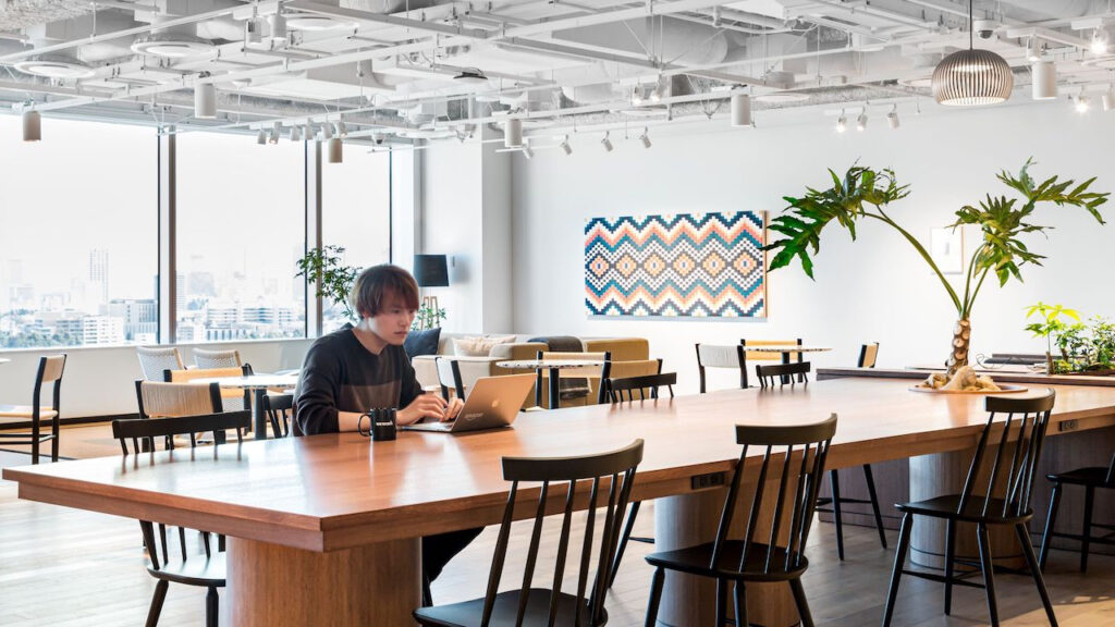 新宿・千駄ヶ谷のシェアオフィス・コワーキングスペース・レンタルオフィスなら WeWork リンクスクエア新宿